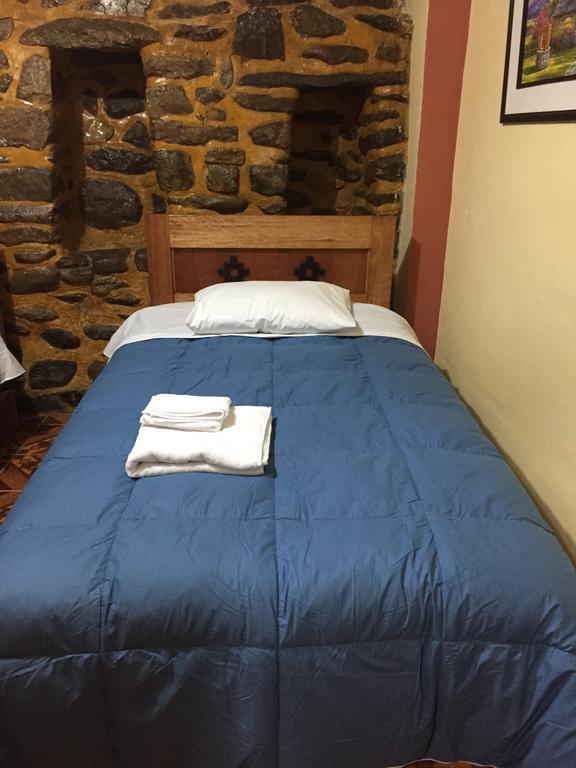 Rumi Sonqo Hostel Олантаятамбо Екстериор снимка